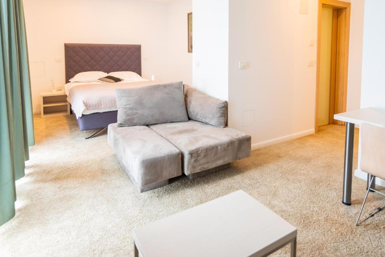 Hotel Park Superior 3* Čakovec Eksteriør bilde